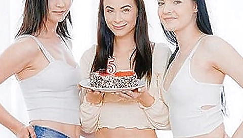 Married lesbians fucking each other