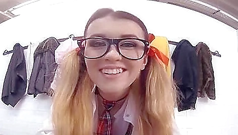 Hawt sweetheart porn with a blonde